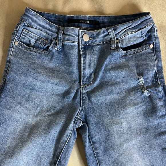 Joe’s Denim Skinny Jeans - Picture 6 of 9